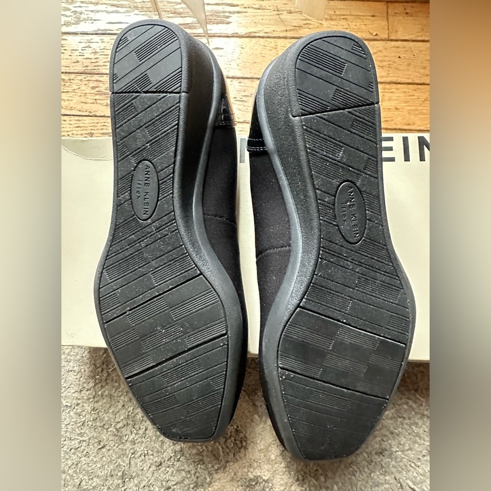 NWB Anne Klein Sport Wisher Wedge Pumps, Size 7.5M, Black - Picture 2 of 5